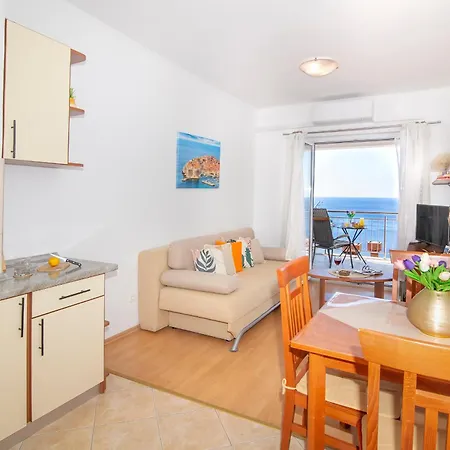 Superb View Apartment